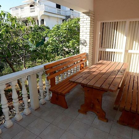 Apartment Kod Stipe Врси Екстериор снимка