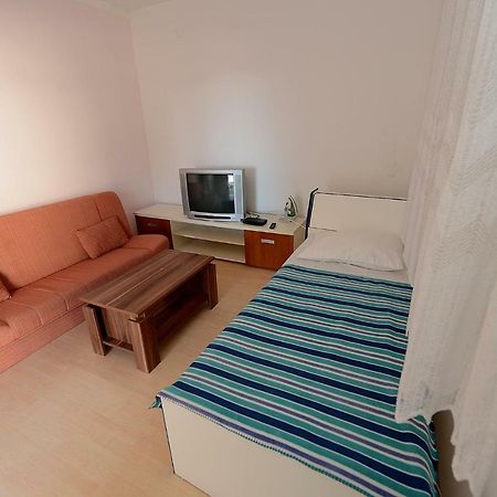 Apartment Kod Stipe Врси Екстериор снимка
