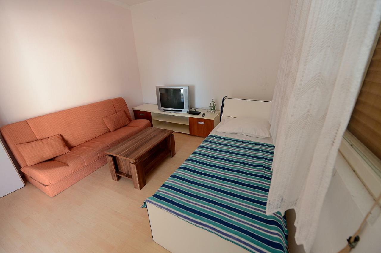 Apartment Kod Stipe Врси Екстериор снимка